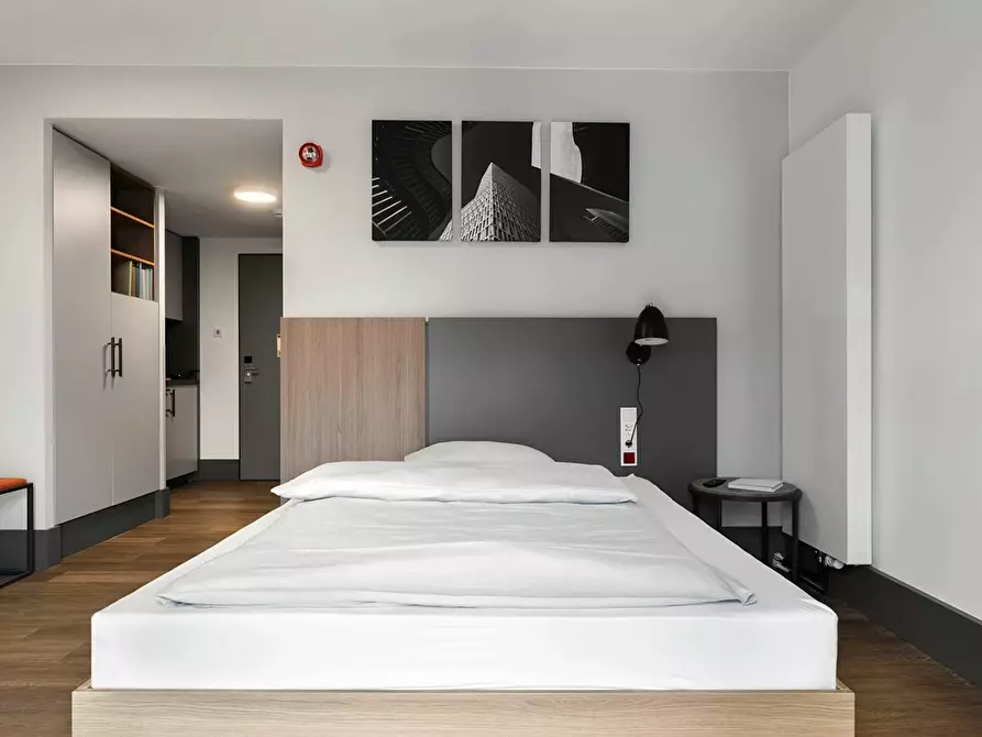 Immagine 1 di Appartamento in affitto  in Borsigallee a Frankfurt am Main