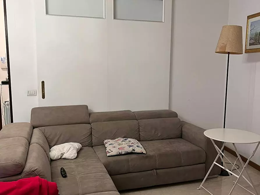 Immagine 10 di Camera in affitto  in Viale Londra a Roma