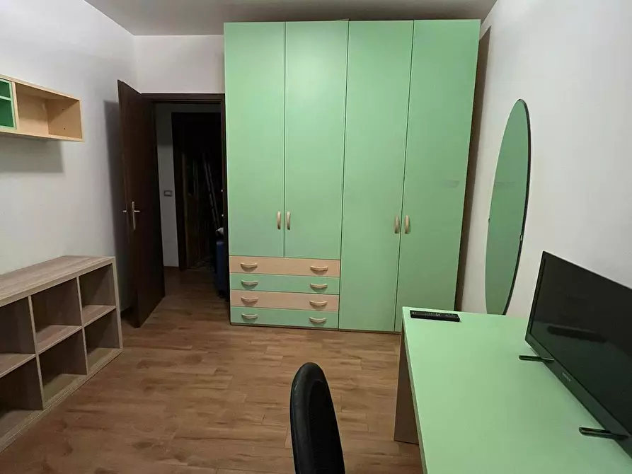 Immagine 6 di Camera in affitto  in Viale Londra a Roma