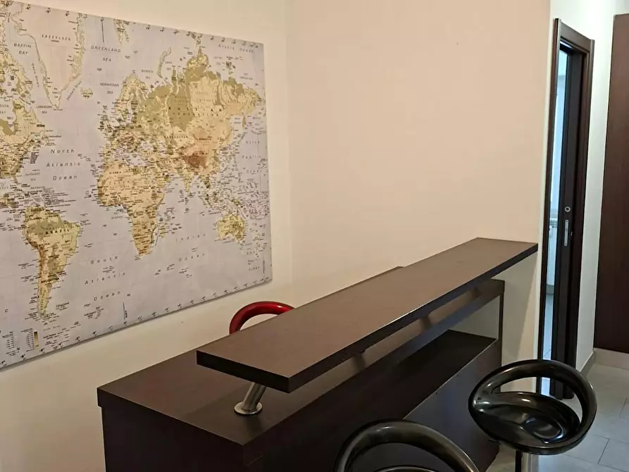 Immagine 10 di Appartamento in affitto  in Via Giacomo Bresadola a Roma