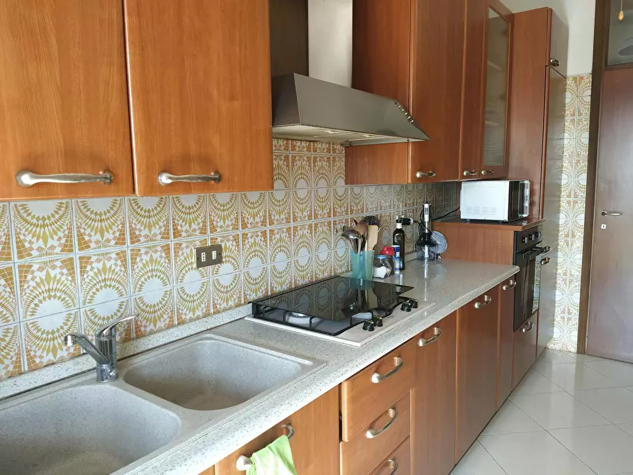 Immagine 8 di Camera in affitto  in Via Marco Polo a Corsico