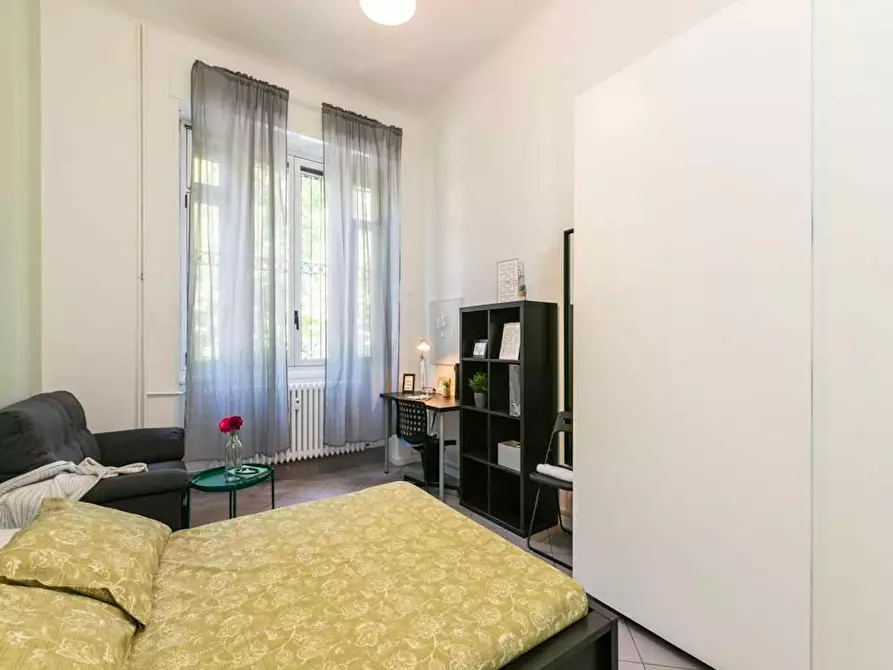 Immagine 3 di Camera in affitto  in Via Lipari a Milano