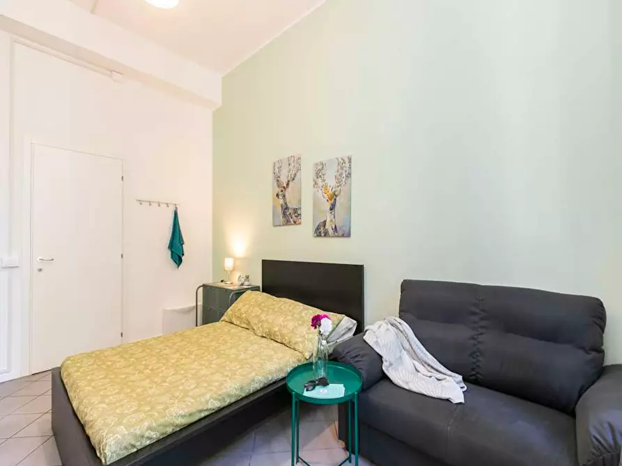 Immagine 5 di Camera in affitto  in Via Lipari a Milano