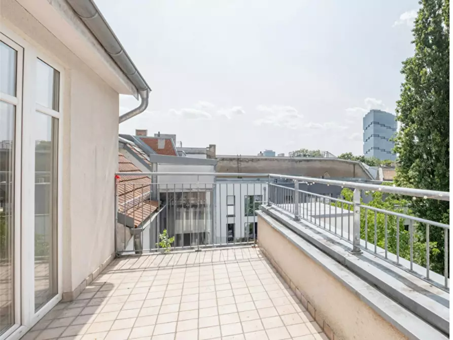 Immagine 5 di Appartamento in affitto  in Simon-Dach-Straße a Berlin Friedrichshain