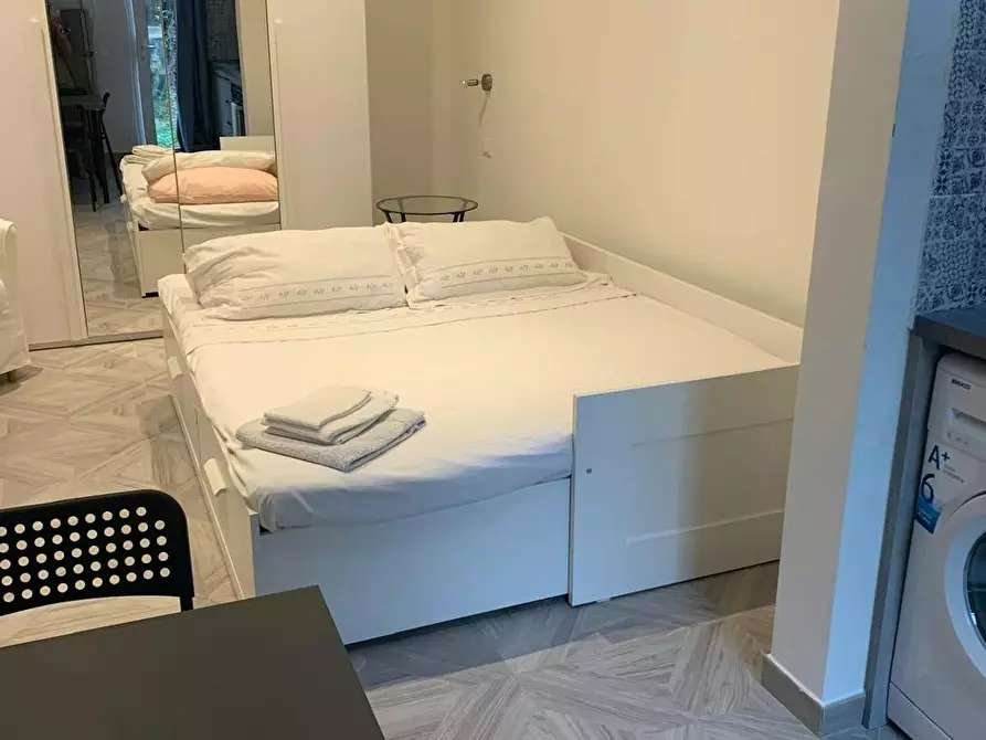 Immagine 3 di Appartamento in affitto  in Via Saragozza a Bologna