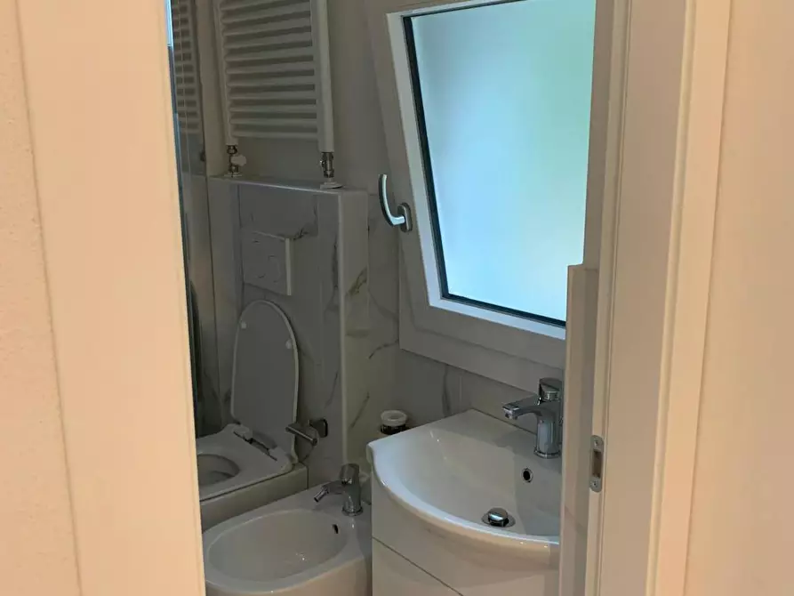 Immagine 6 di Appartamento in affitto  in Via Saragozza a Bologna