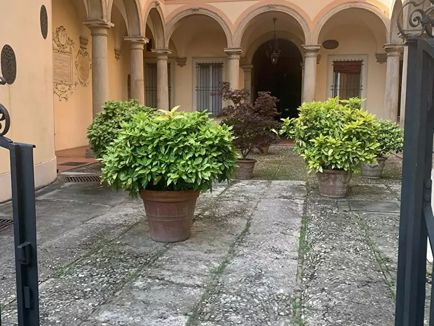 Immagine 2 di Appartamento in affitto  in Via Saragozza a Bologna