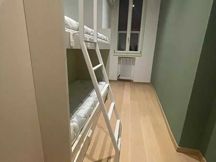 Immagine 3 di Appartamento in affitto  in Piazza di Porta Ravegnana a Bologna