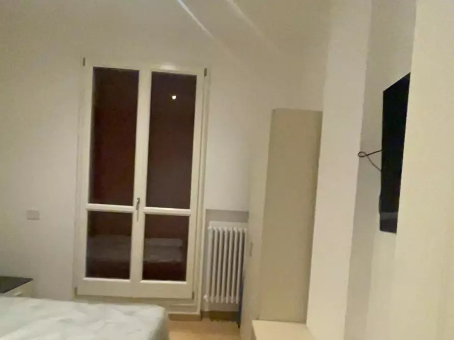 Immagine 8 di Appartamento in affitto  in Piazza di Porta Ravegnana a Bologna