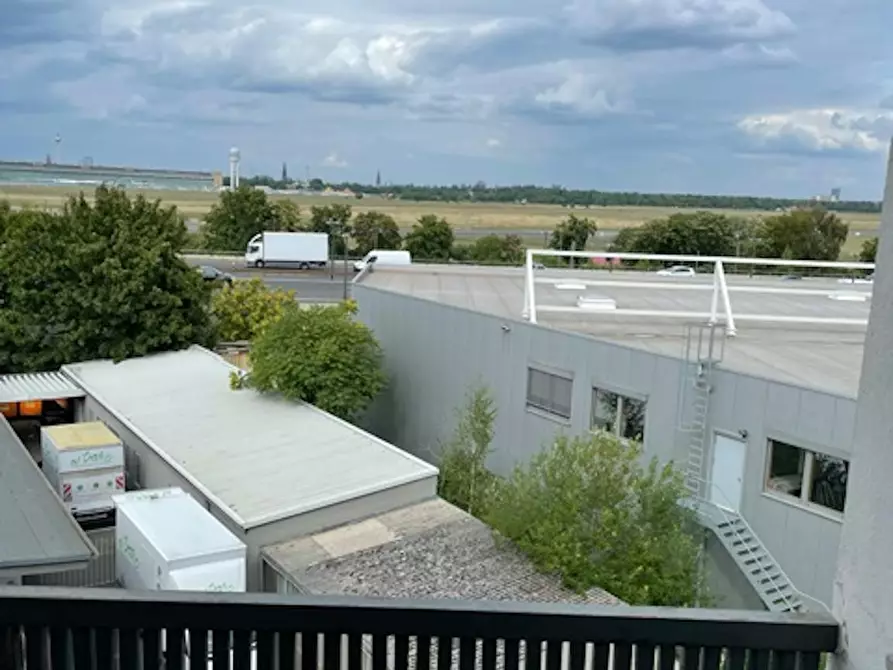 Immagine 1 di Camera in affitto  in Ringbahnstraße a Berlin