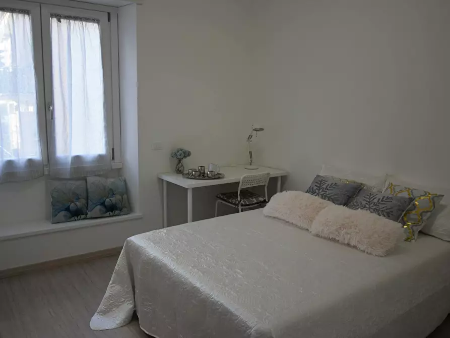 Immagine 2 di Camera in affitto  in Via Varvariana a Roma