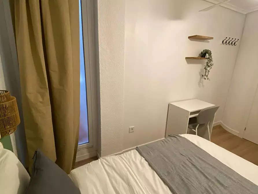 Immagine 5 di Camera in affitto  in Carrer Santa Barbara a Aldaia