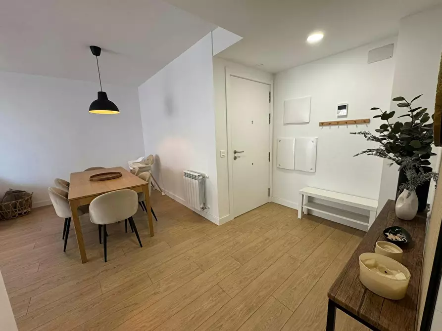 Immagine 5 di Appartamento in affitto  in Calle de Mario Moreno Cantinflas a Madrid