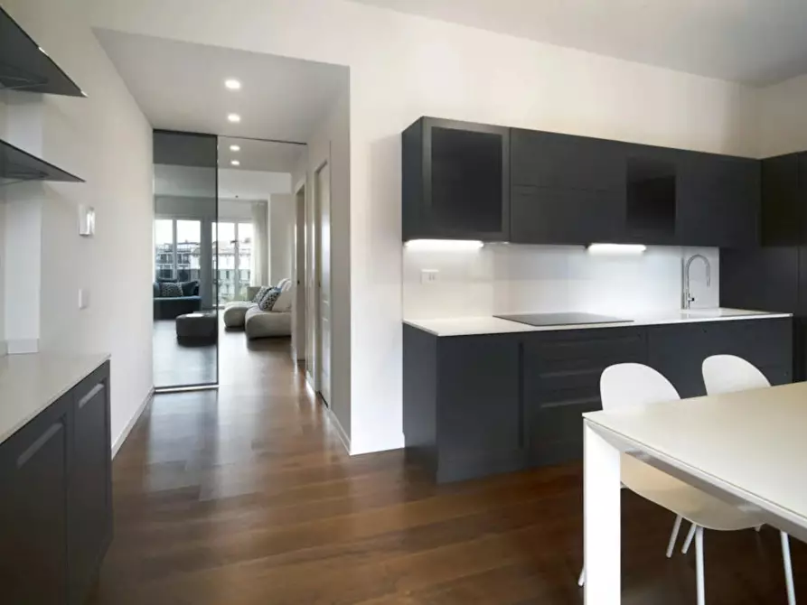 Immagine 5 di Appartamento in affitto  in Corso Sempione a Milano