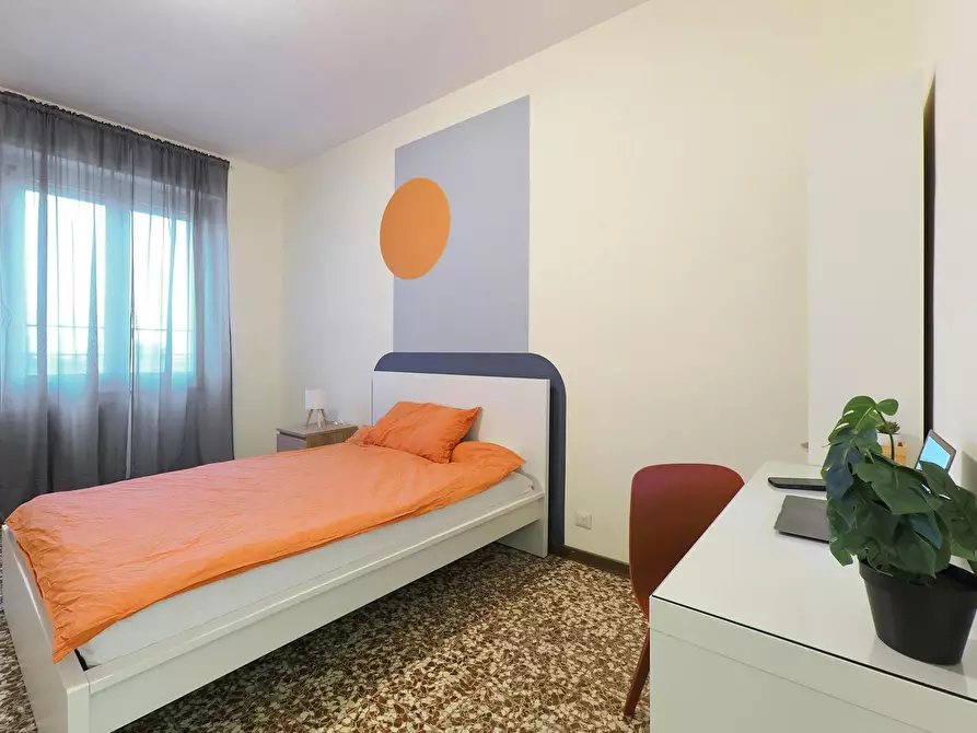 Immagine 4 di Camera in affitto  in Largo Tel Aviv a Milano