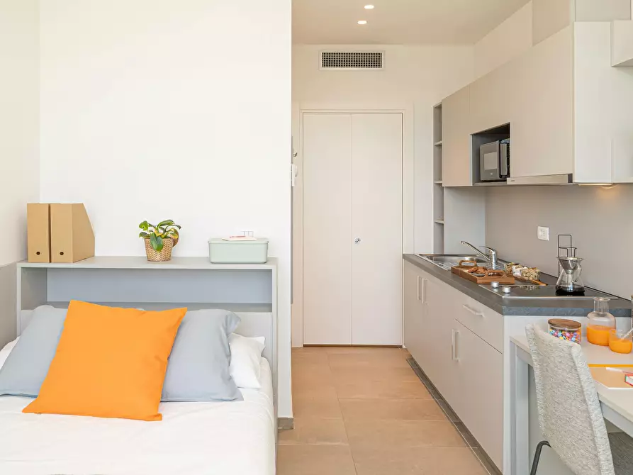 Immagine 3 di Appartamento in affitto  in Viale della Toscana a Firenze