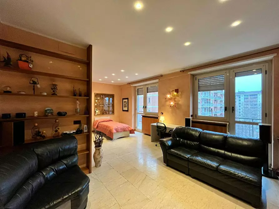 Immagine 3 di Camera in affitto  in Via San Marino a Torino