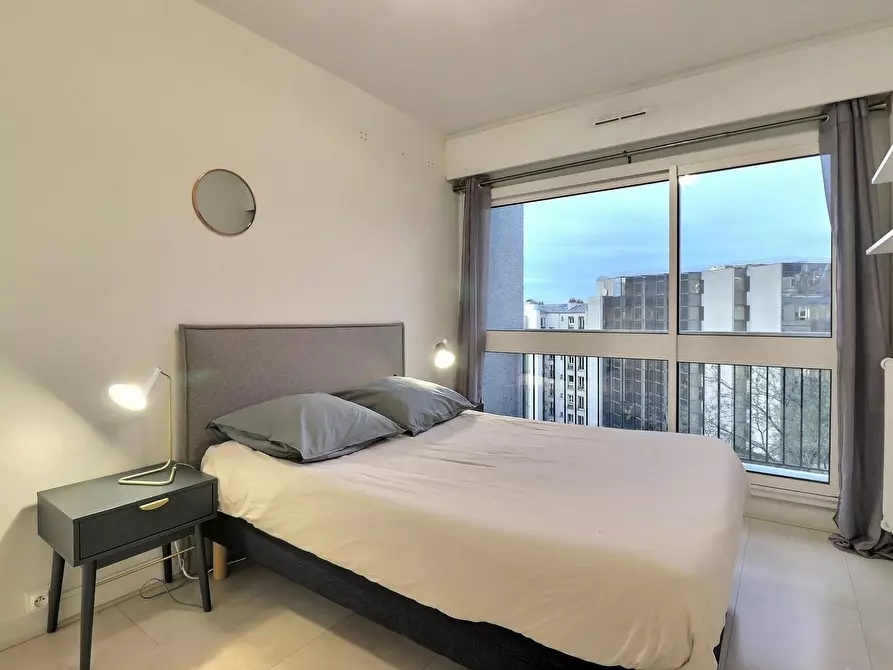 Immagine 2 di Appartamento in affitto  in Rue Vauvenargues a Paris 18