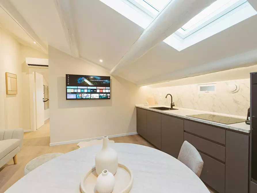 Immagine 10 di Appartamento in affitto  in Corso Vittorio Emanuele II a Pescara