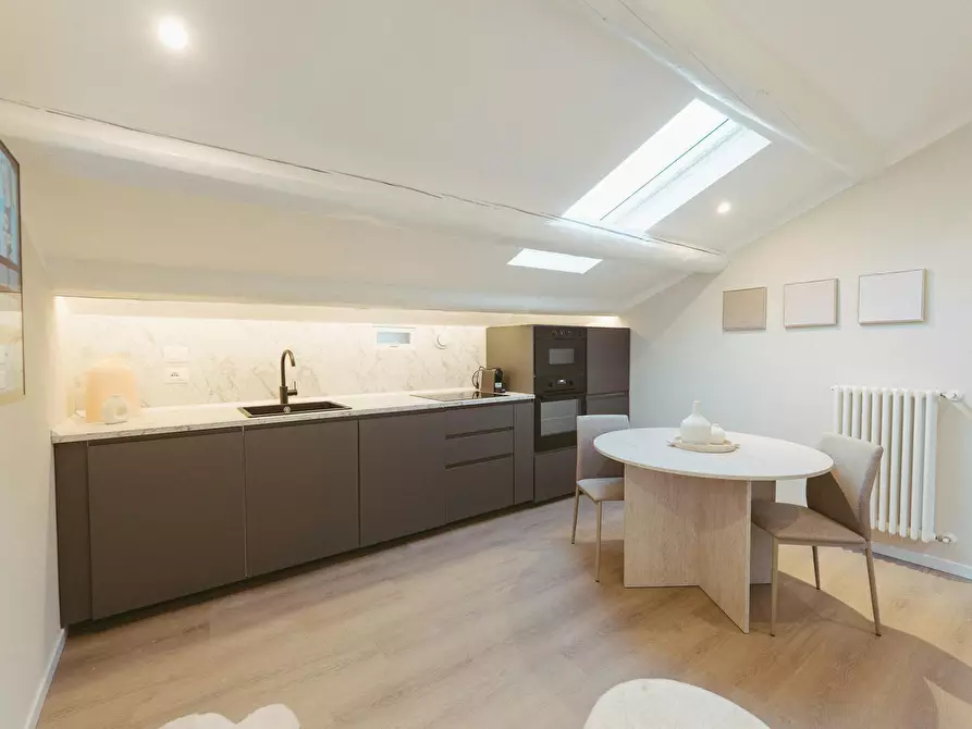 Immagine 9 di Appartamento in affitto  in Corso Vittorio Emanuele II a Pescara