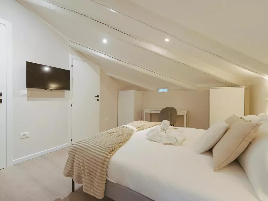 Immagine 9 di Appartamento in affitto  in Corso Vittorio Emanuele II a Pescara