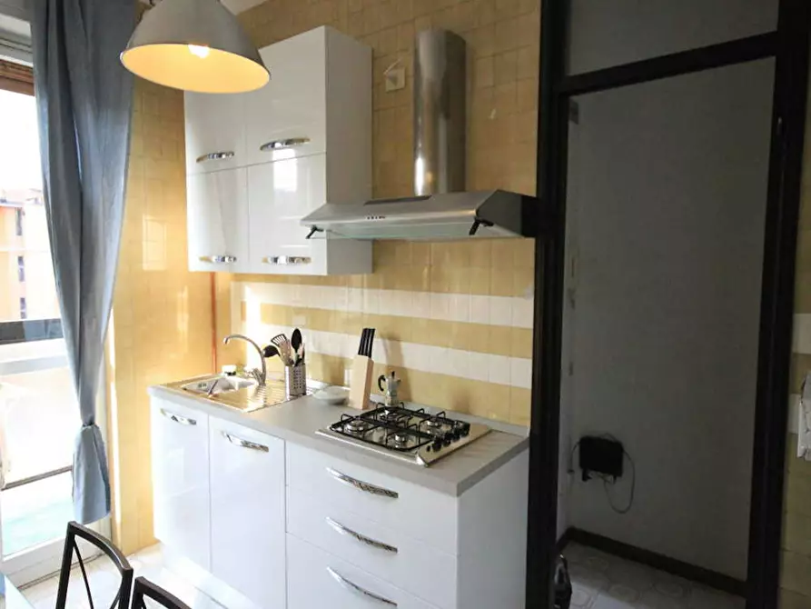 Immagine 6 di Camera in affitto  in Via Savona a Milano