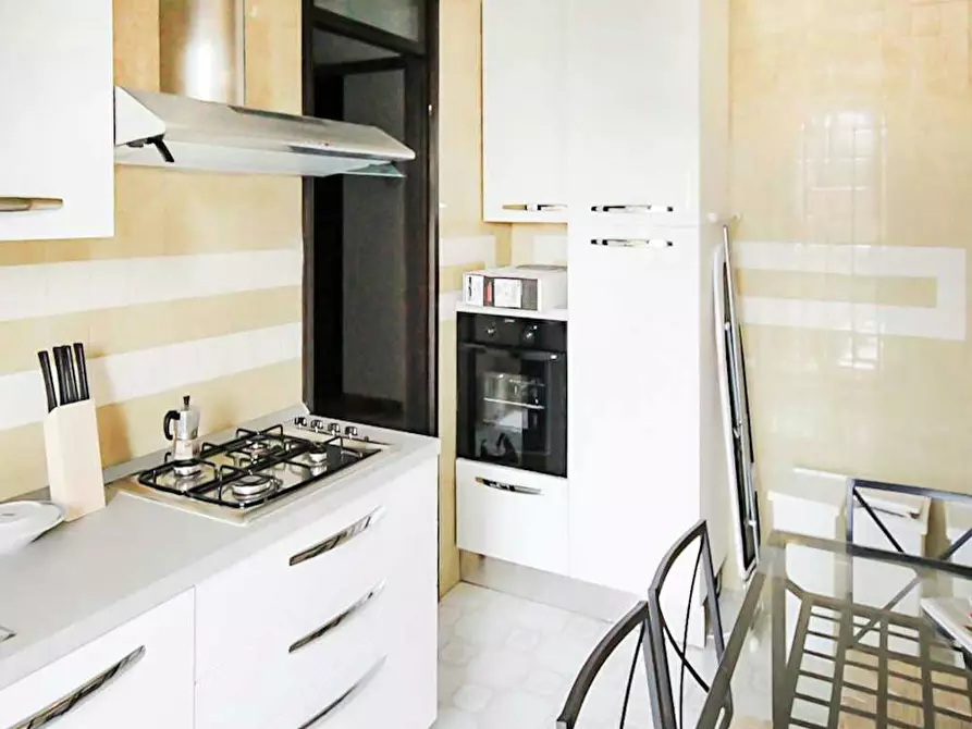 Immagine 4 di Camera in affitto  in Via Savona a Milano