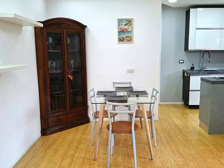 Immagine 7 di Appartamento in affitto  in Via John Fitzgerald Kennedy a Caronno Pertusella