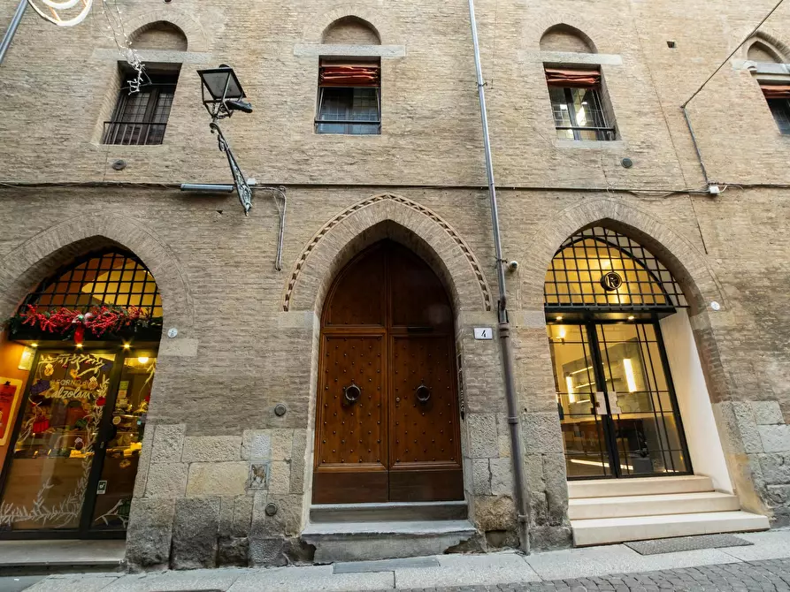 Immagine 9 di Appartamento in affitto  in Via Marchesana a Bologna