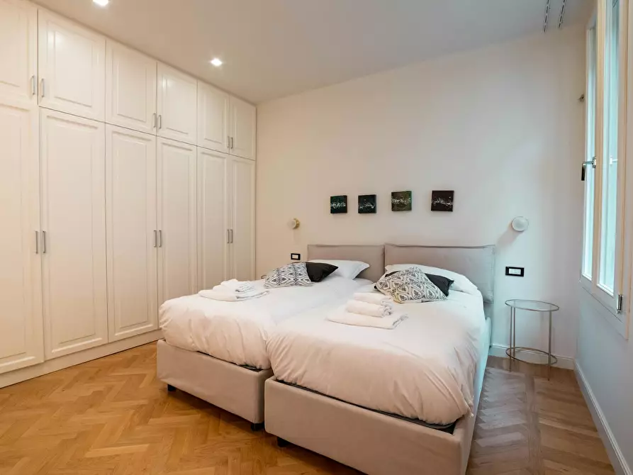 Immagine 2 di Appartamento in affitto  in Via Marchesana a Bologna