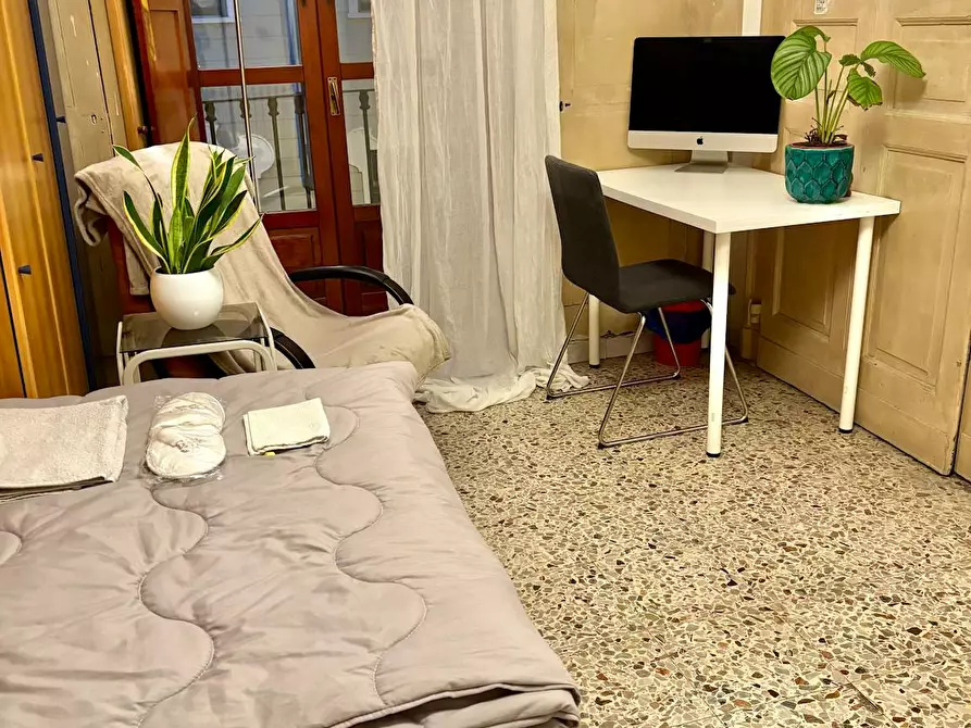 Immagine 3 di Camera in affitto  in Via Bernardino Galliari a Torino