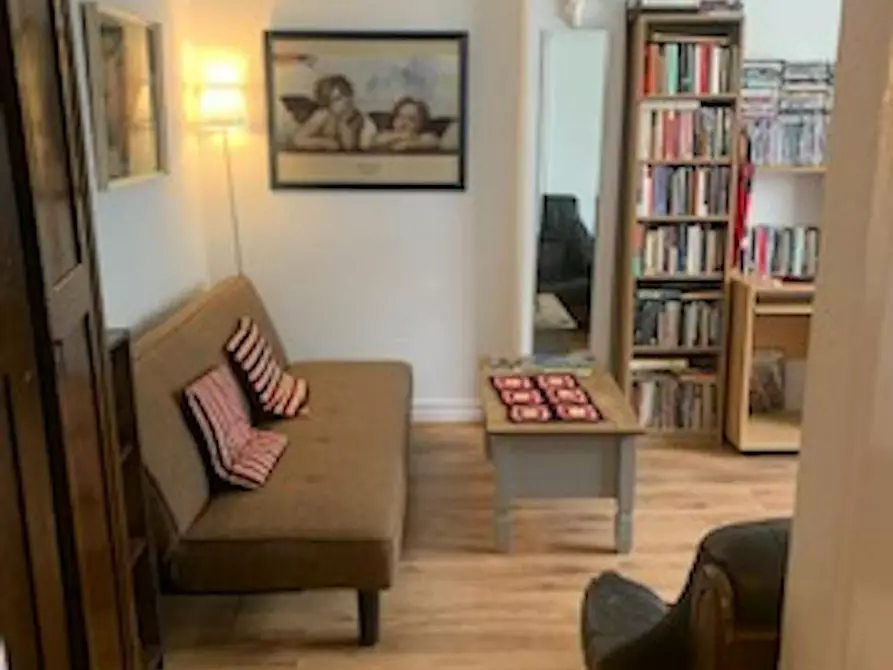 Immagine 1 di Appartamento in affitto  in Balham Hill a Lambeth