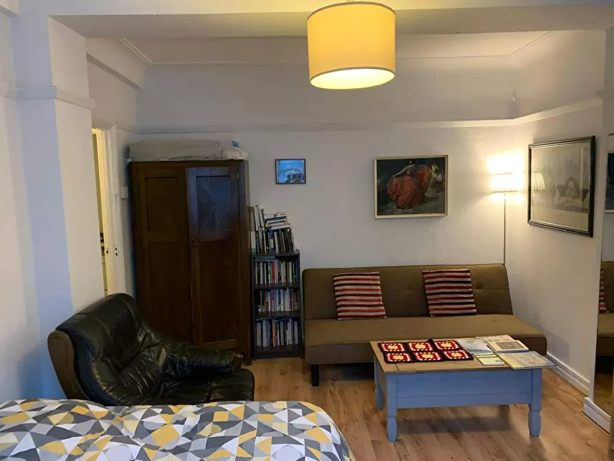 Immagine 2 di Appartamento in affitto  in Balham Hill a Lambeth