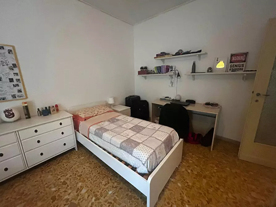 Immagine 2 di Camera in affitto  in Via Enrico Forlanini a Firenze