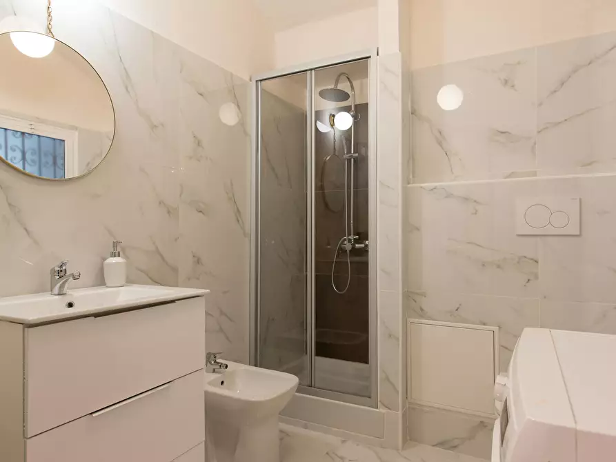 Immagine 8 di Appartamento in affitto  in Via della Consolata a Torino