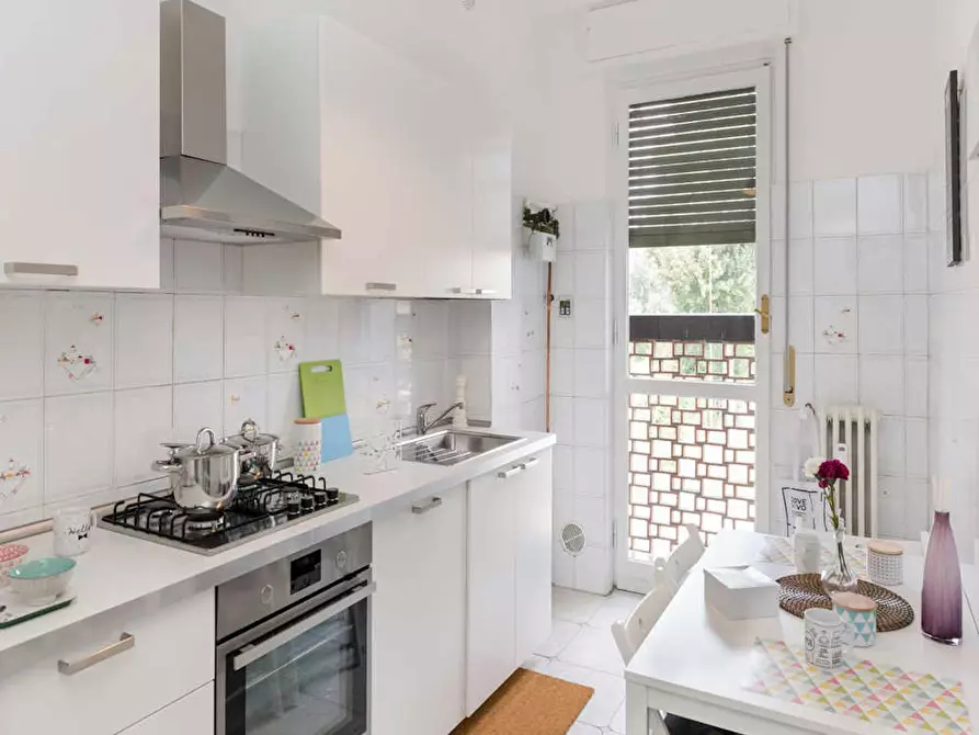 Immagine 7 di Camera in affitto  in Via Ginestre a Buccinasco