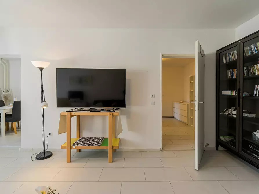 Immagine 7 di Appartamento in affitto  in Angerburger Allee a Berlin