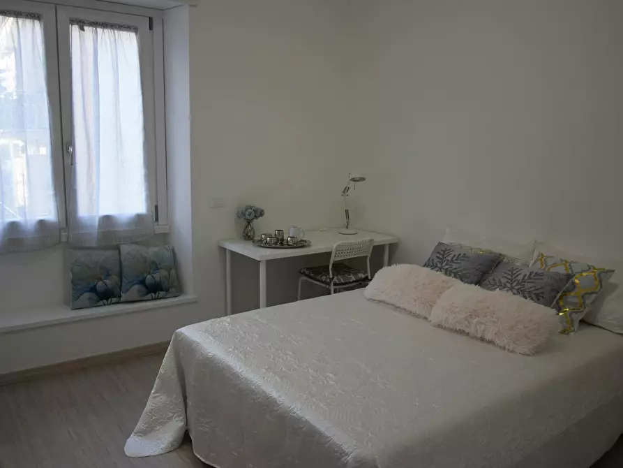 Immagine 2 di Camera in affitto  in Via Varvariana a Roma