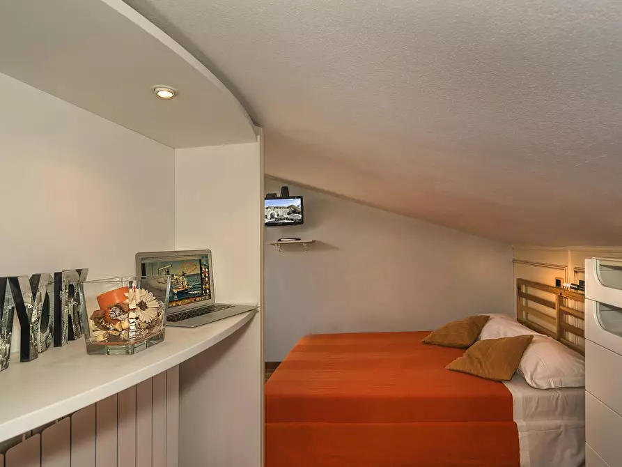 Immagine 1 di Camera in affitto  in Via Giuseppe Saragat a Pisa