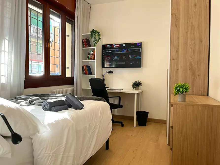 Immagine 3 di Camera in affitto  in Via Gerolamo Tiraboschi a Modena