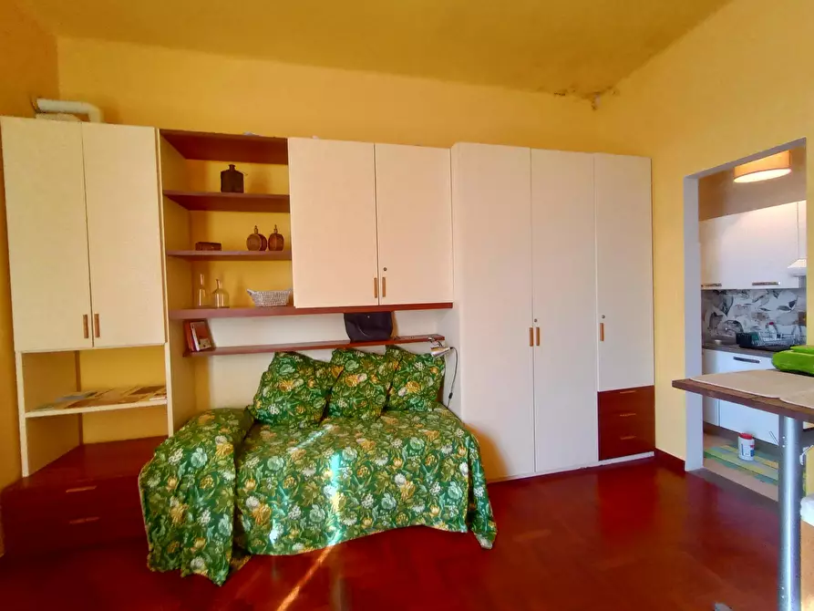 Immagine 3 di Appartamento in affitto  in Piazza Ludovico Antonio Muratori a Firenze