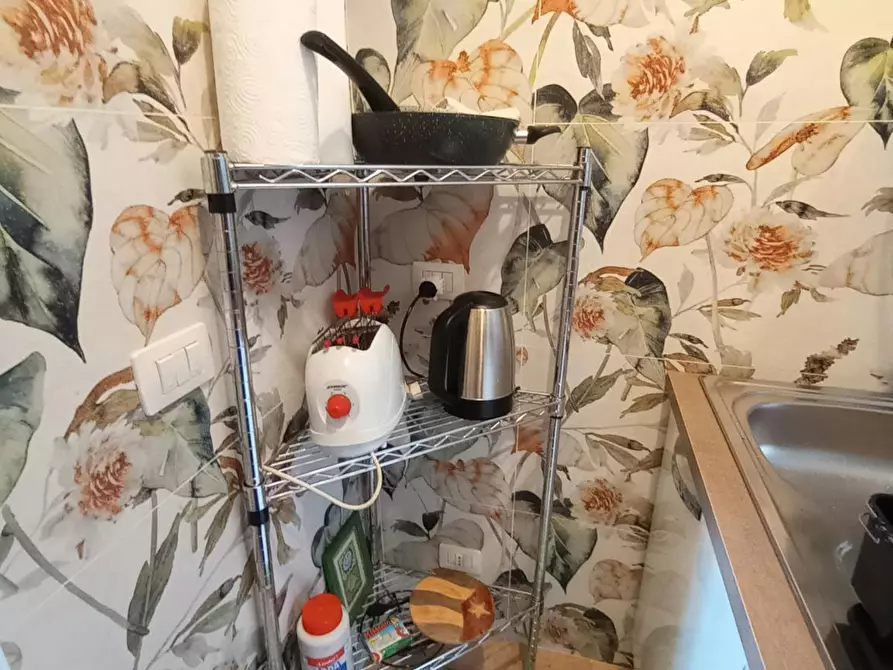 Immagine 7 di Appartamento in affitto  in Piazza Ludovico Antonio Muratori a Firenze