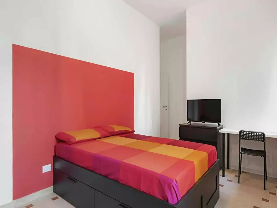 Immagine 5 di Camera in affitto  in Via Lentasio a Milano