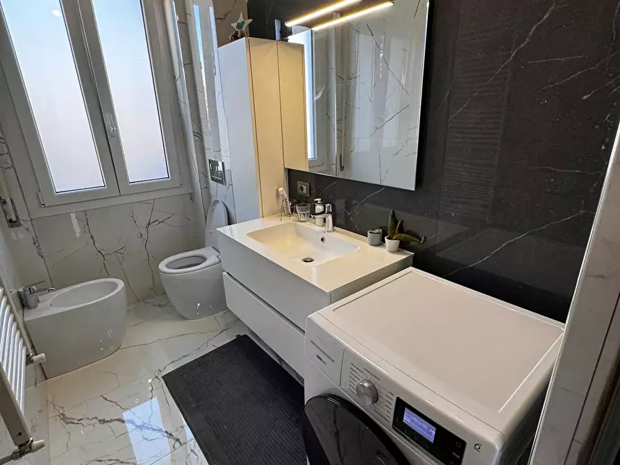 Immagine 6 di Camera in affitto  in Via Sant'Uguzzone a Milano