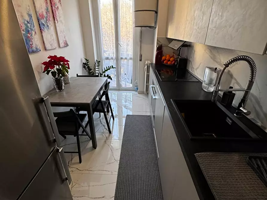 Immagine 4 di Camera in affitto  in Via Sant'Uguzzone a Milano