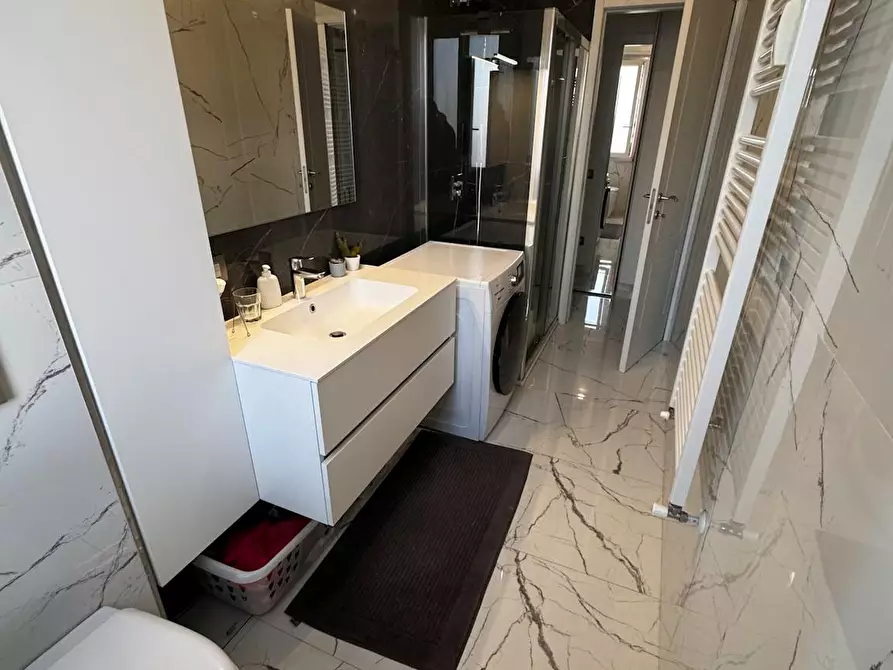 Immagine 7 di Camera in affitto  in Via Sant'Uguzzone a Milano