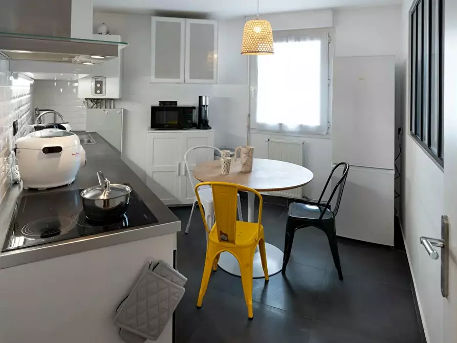 Immagine 7 di Camera in affitto  in Cours Émile-Zola a Villeurbanne