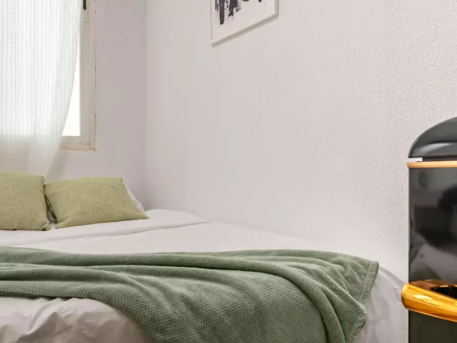 Immagine 3 di Camera in affitto  in Calle de la Redondilla a Madrid