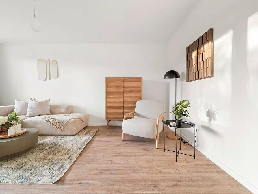 Immagine 2 di Appartamento in affitto  in Weitbrucher Straße a Berlin