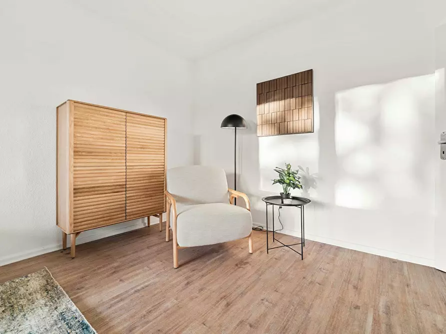 Immagine 3 di Appartamento in affitto  in Weitbrucher Straße a Berlin